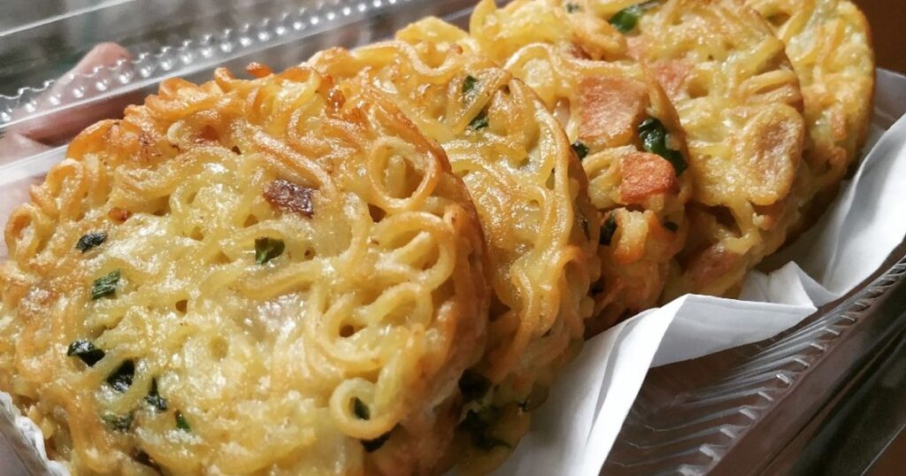 Martabak Mie Instan Versi Lebih Tebal Dan Lebih Enak